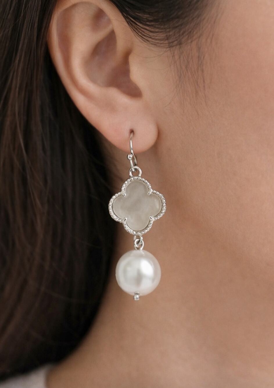 Pomina Silver White Clover Pearl Earrings New